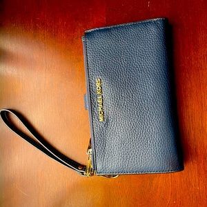 Michael Kors wristlet navy blue